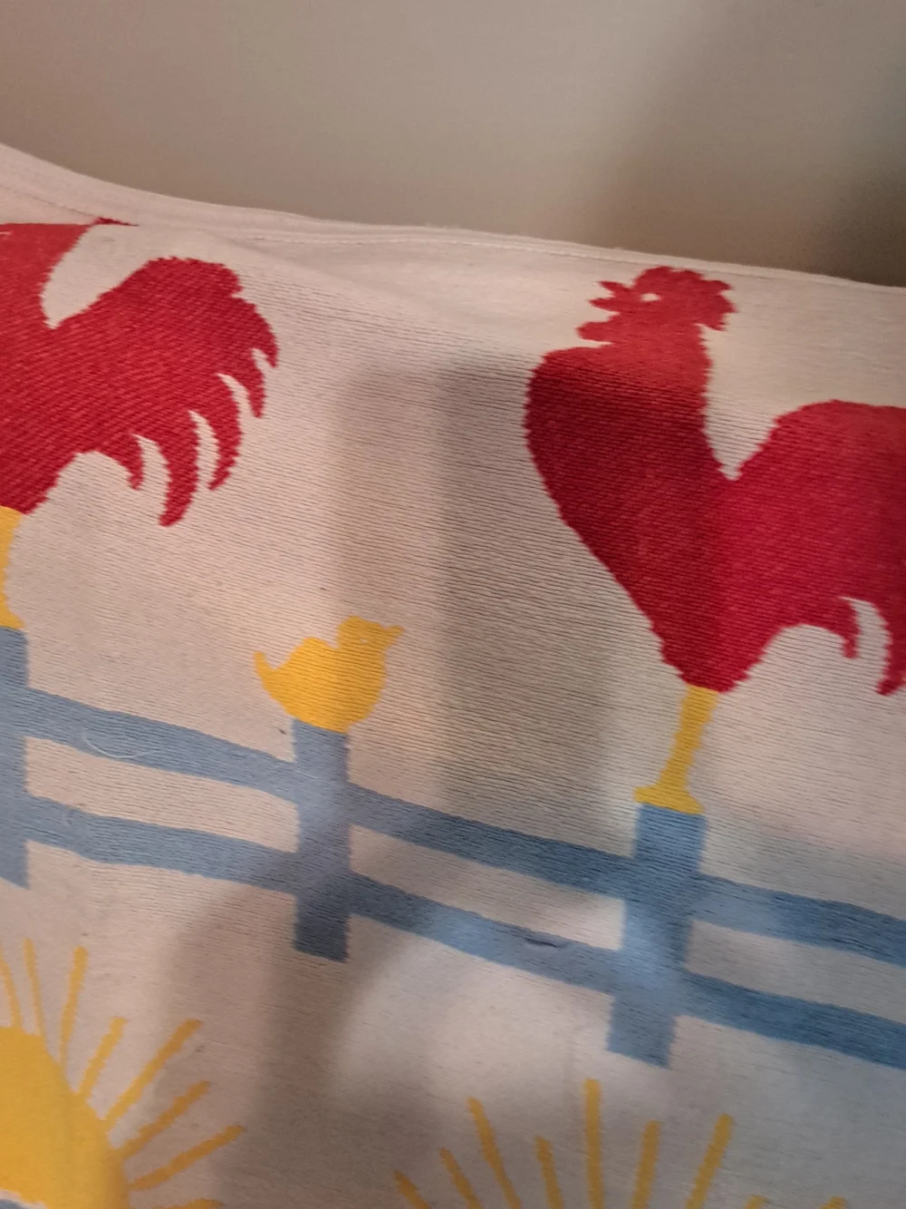Vintage Multi-Color Farm Animal Cotton Throw Blanket - Blue, Yellow, Red